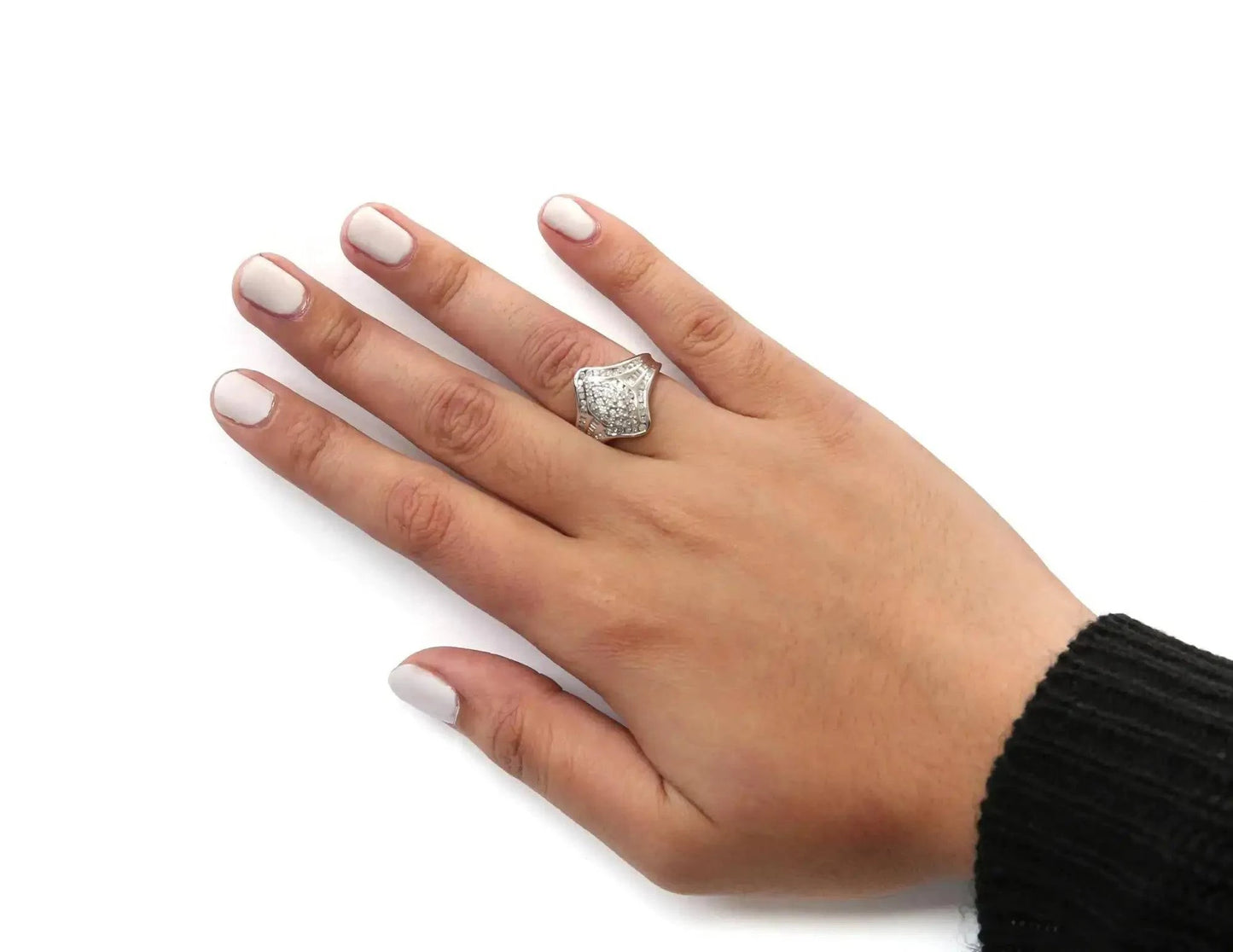 14K White Gold 3/4 Cttw Round and Baguette cut Diamond Cluster Ring (H-I Color, I1-I2 Clarity) Fair Prices Online