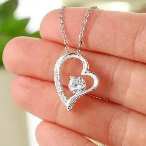 Elegant Classic Heart Pendant Necklace Fair Prices Online